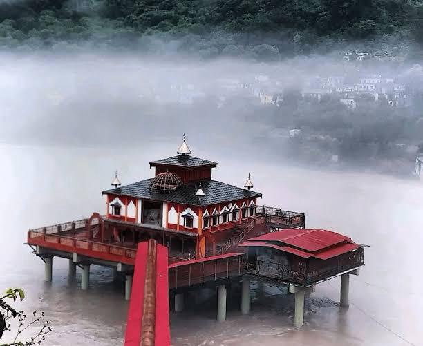 Dhari Devi destination
